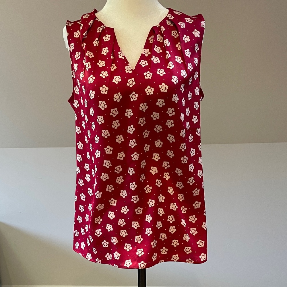 Sleeveless silky top